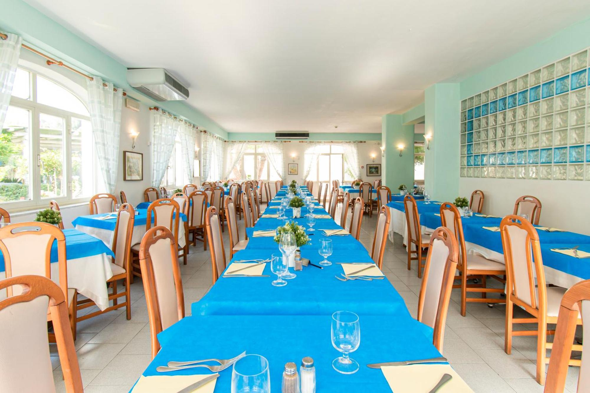 Victoria Park Resort Ischia Bagian luar foto