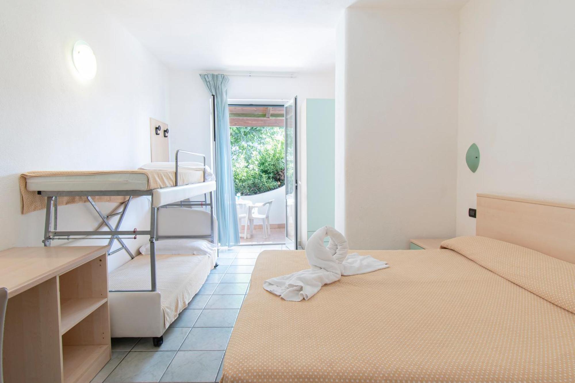 Victoria Park Resort Ischia Bagian luar foto