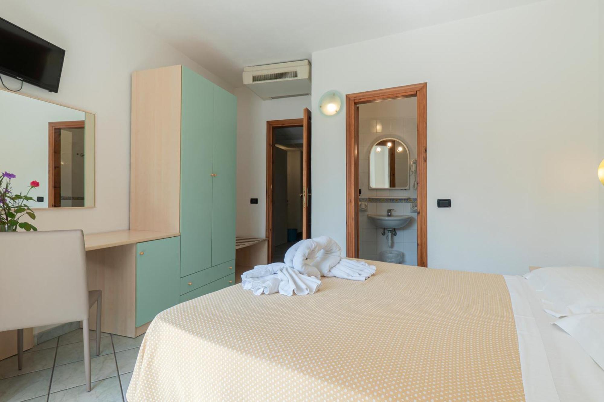 Victoria Park Resort Ischia Bagian luar foto