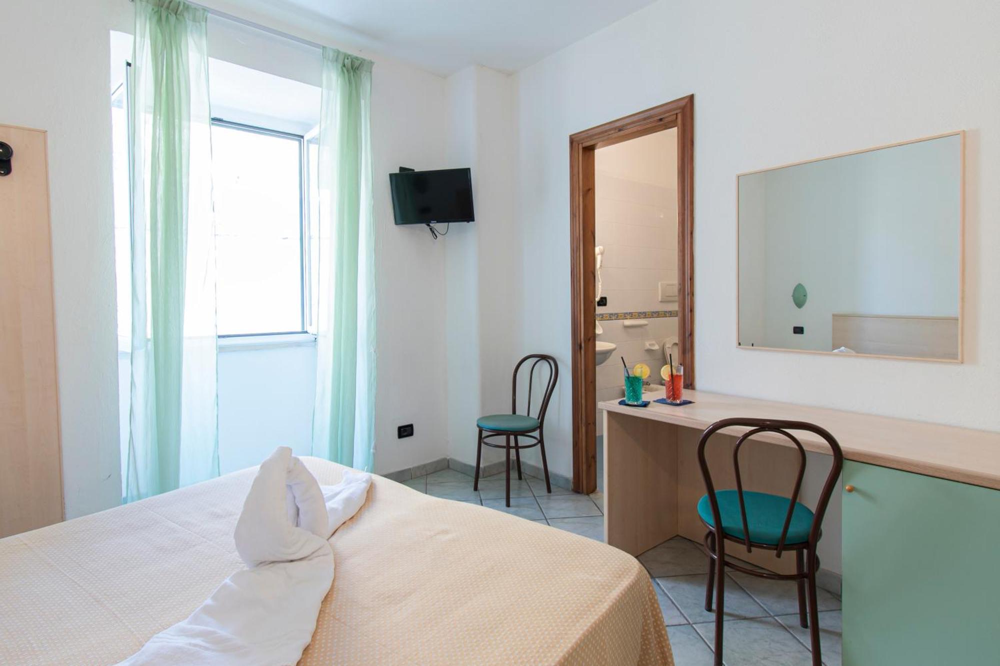 Victoria Park Resort Ischia Bagian luar foto