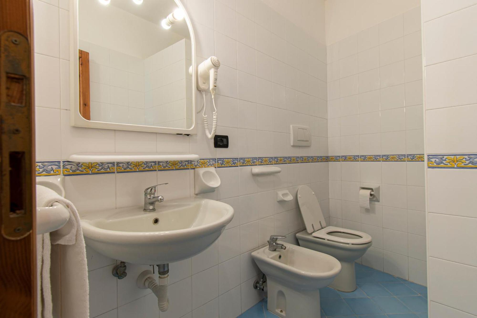 Victoria Park Resort Ischia Bagian luar foto