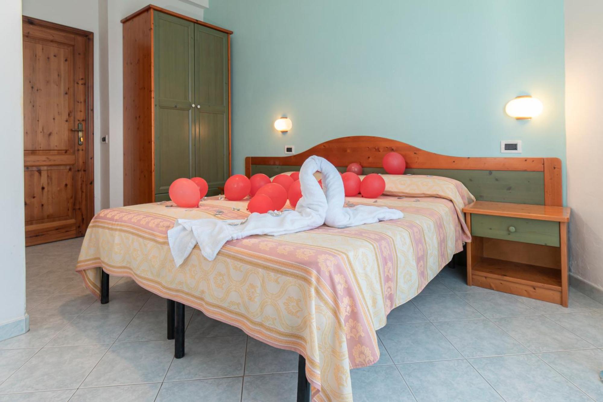 Victoria Park Resort Ischia Bagian luar foto