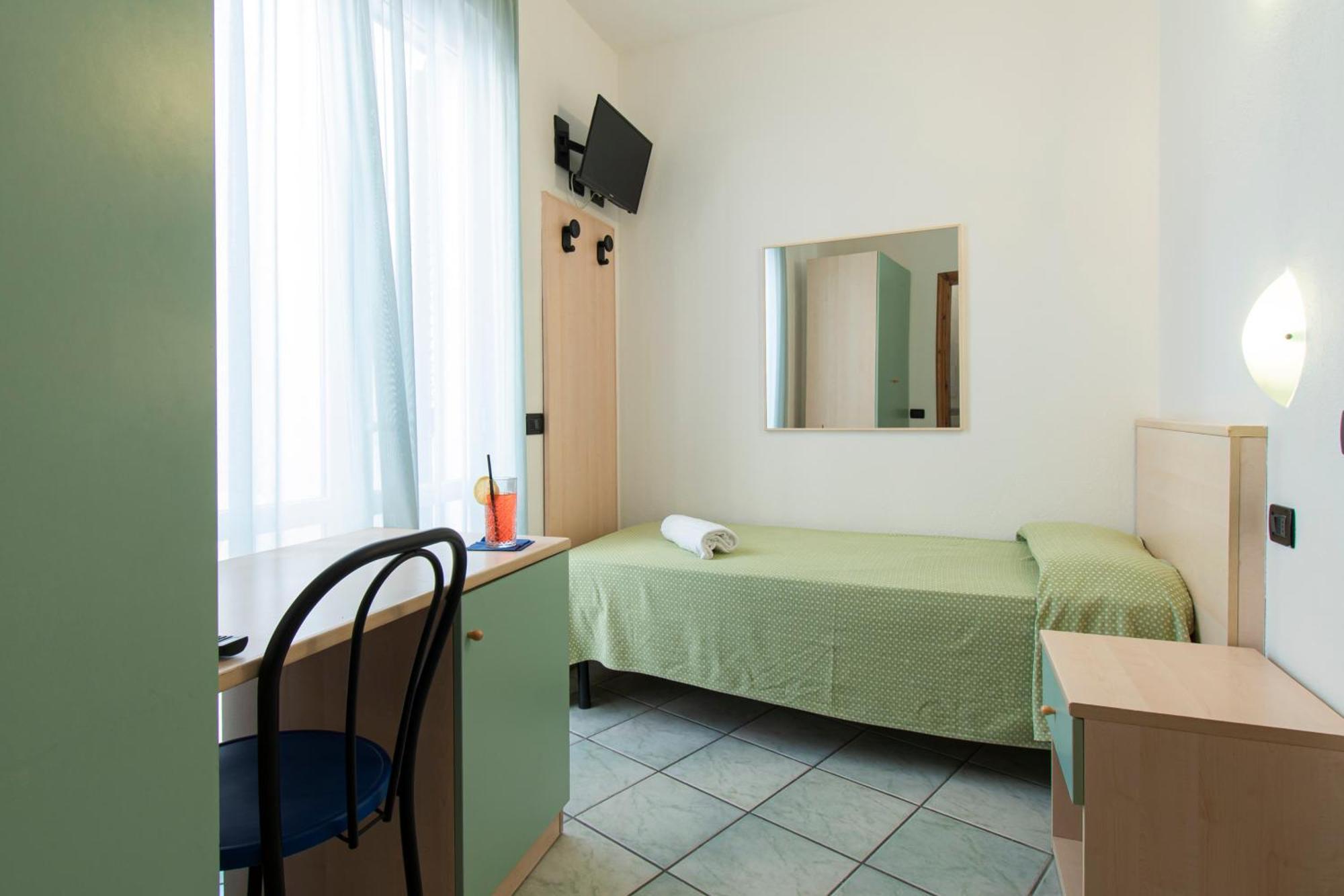 Victoria Park Resort Ischia Bagian luar foto