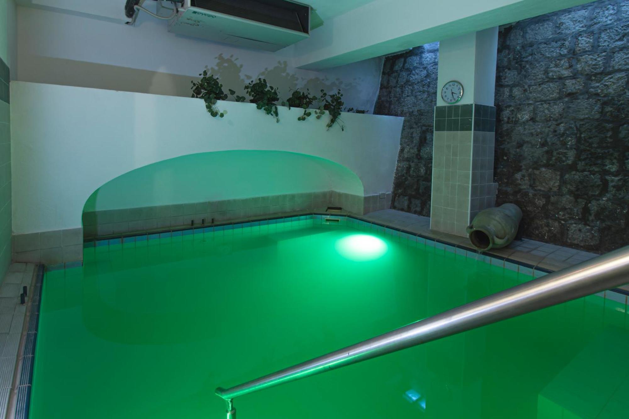 Victoria Park Resort Ischia Bagian luar foto