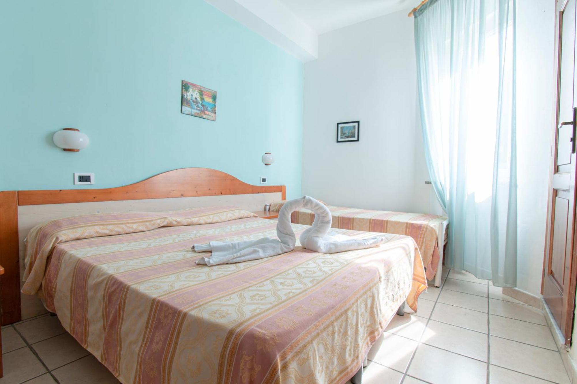 Victoria Park Resort Ischia Bagian luar foto