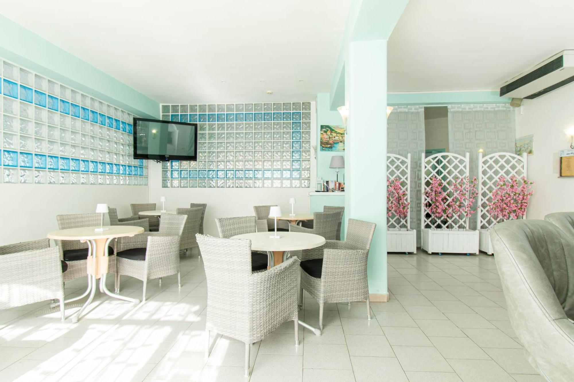 Victoria Park Resort Ischia Bagian luar foto