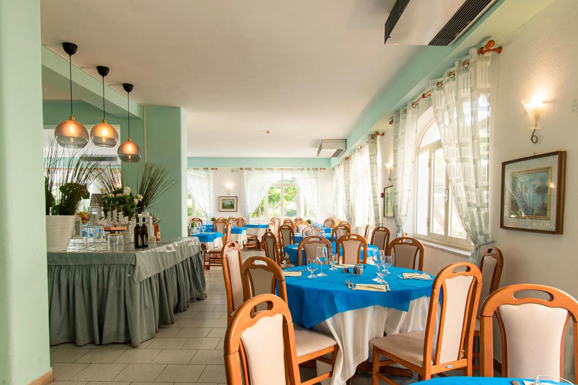 Victoria Park Resort Ischia Bagian luar foto