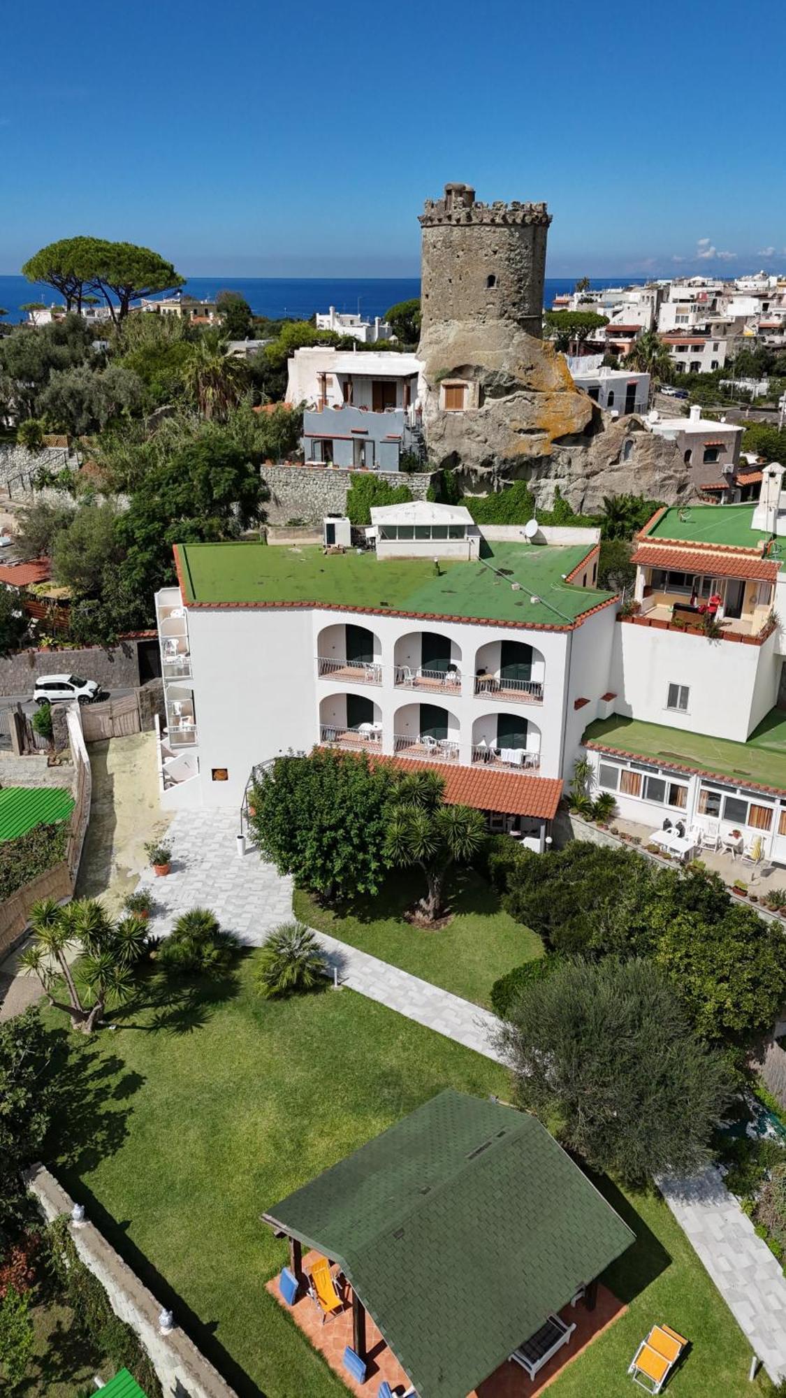 Victoria Park Resort Ischia Bagian luar foto